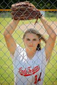 Image of a woman fastpitch player