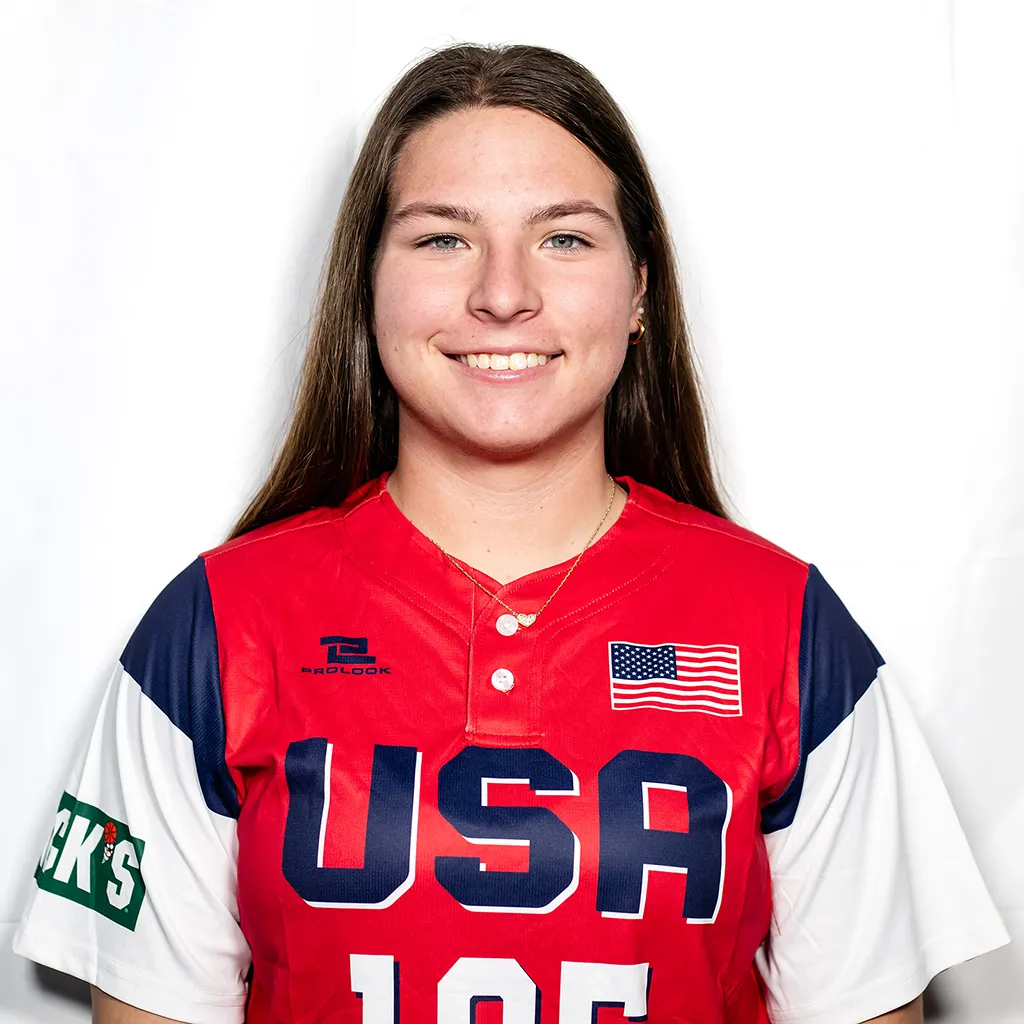 Juliana Goose Hutchens Reclassifies to Oklahoma Softball